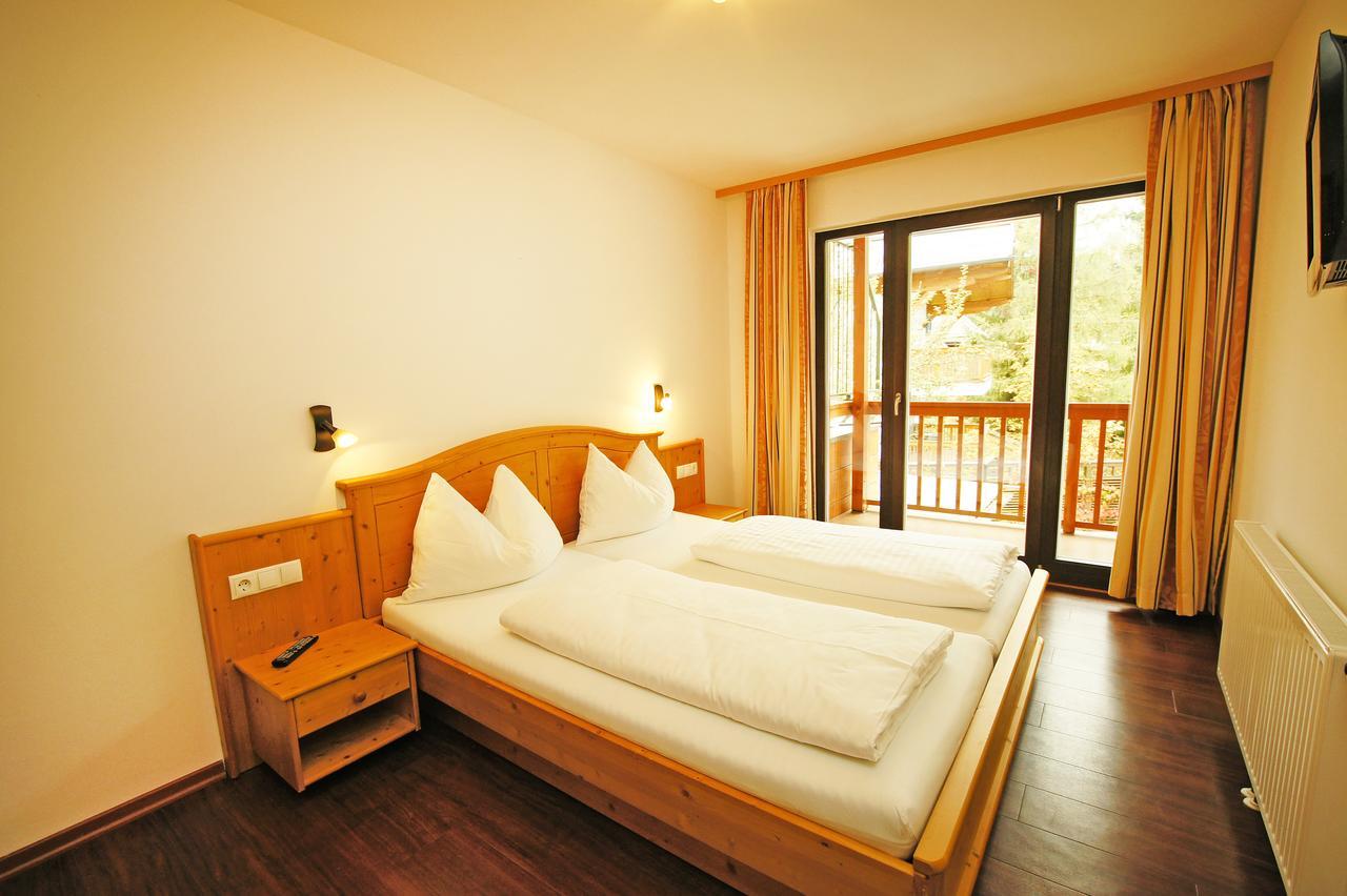 Haus Hubertus Hotel Wagrain Exterior photo