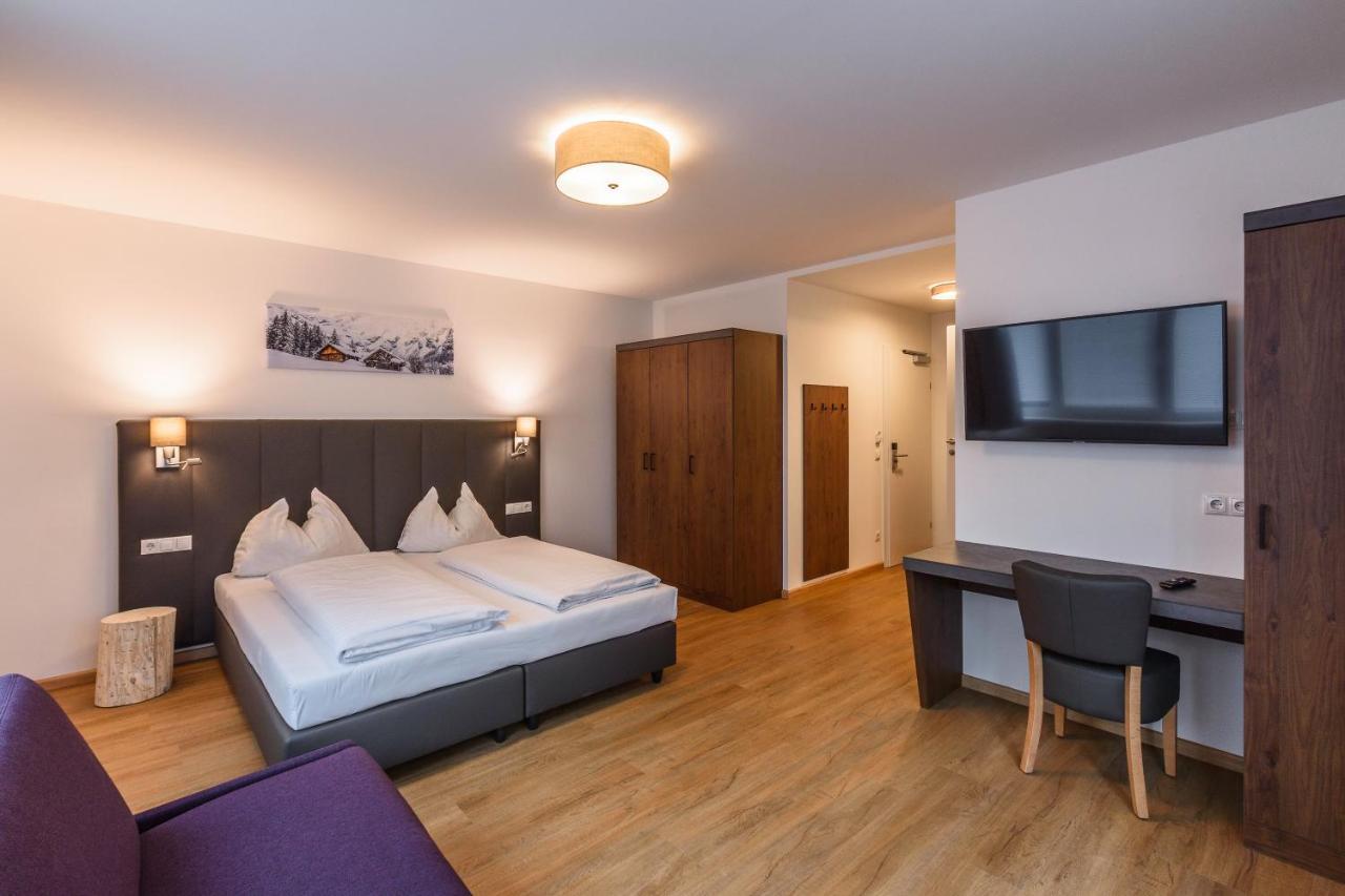 Haus Hubertus Hotel Wagrain Exterior photo